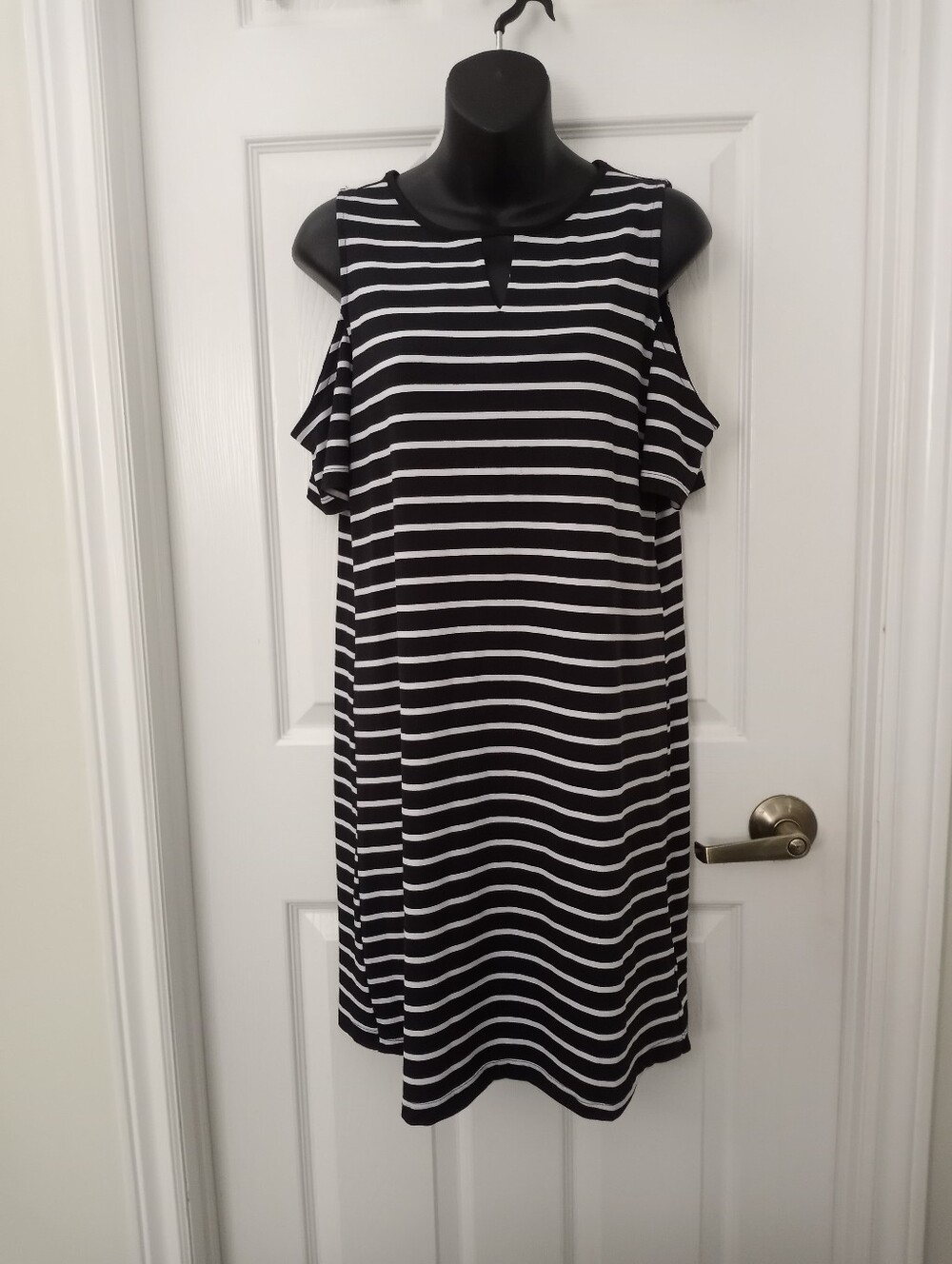 👠SIGNATURE COLLECTION open Shoulder Dress👠